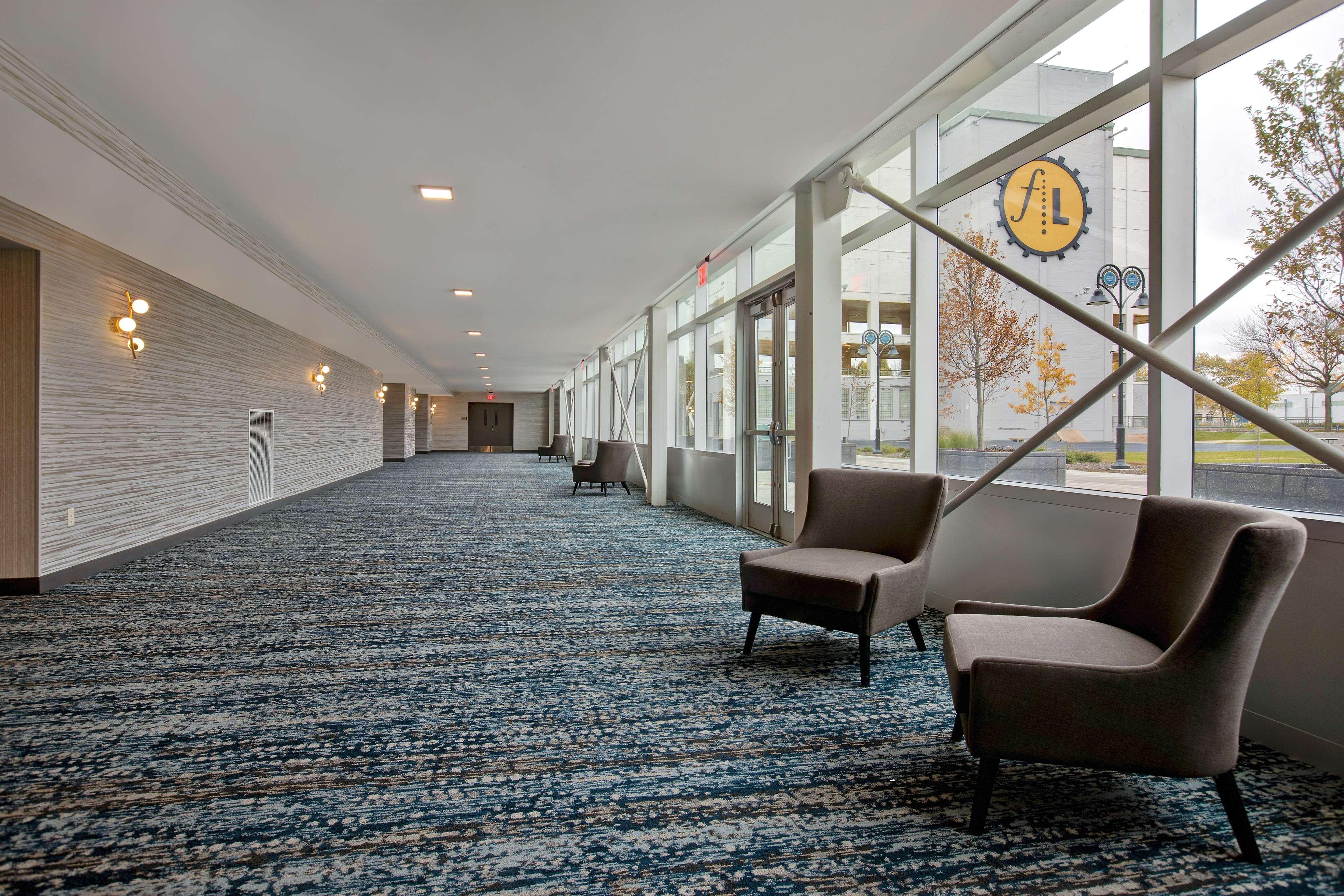 Embassy Suites By Hilton Rockford Riverfront Eksteriør billede